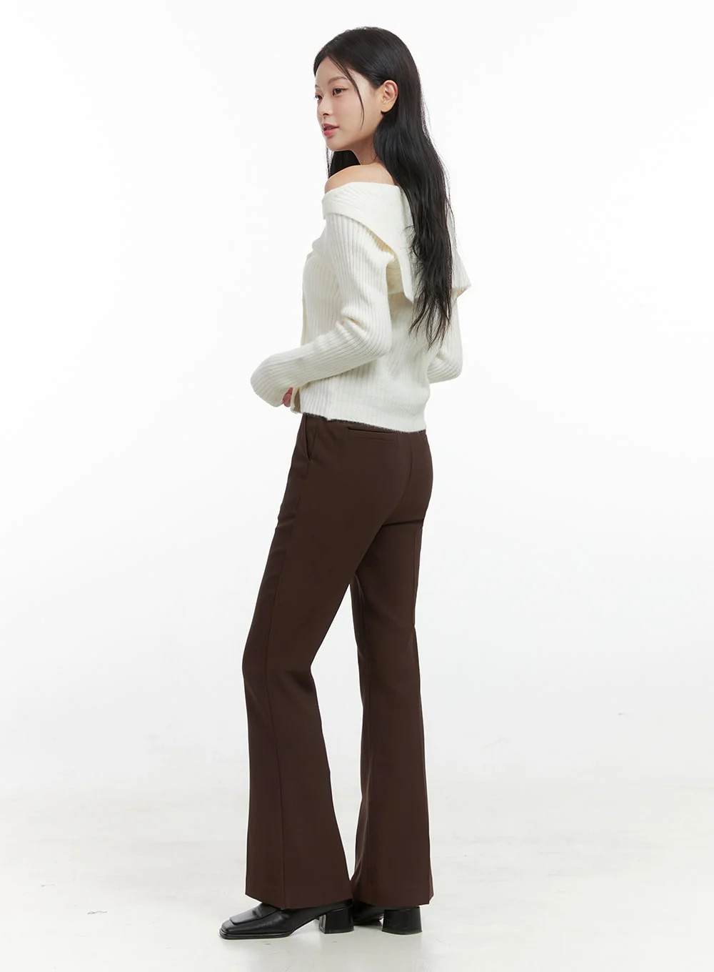 Sleek Solid Flared Trousers OS423 - Image 5
