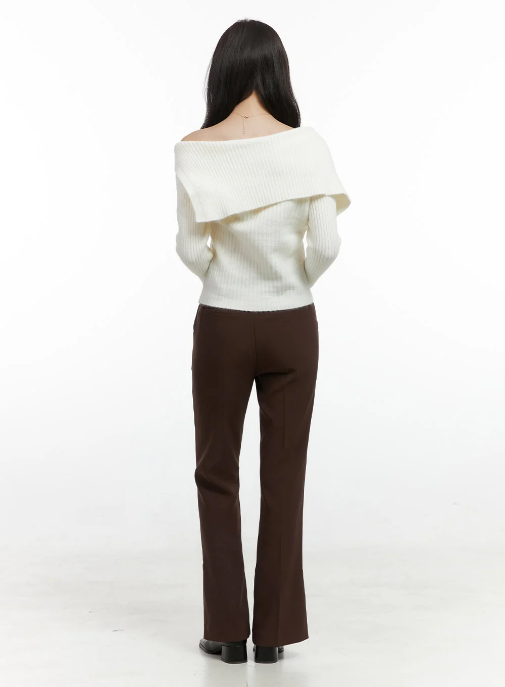 Sleek Solid Flared Trousers OS423 - Image 7
