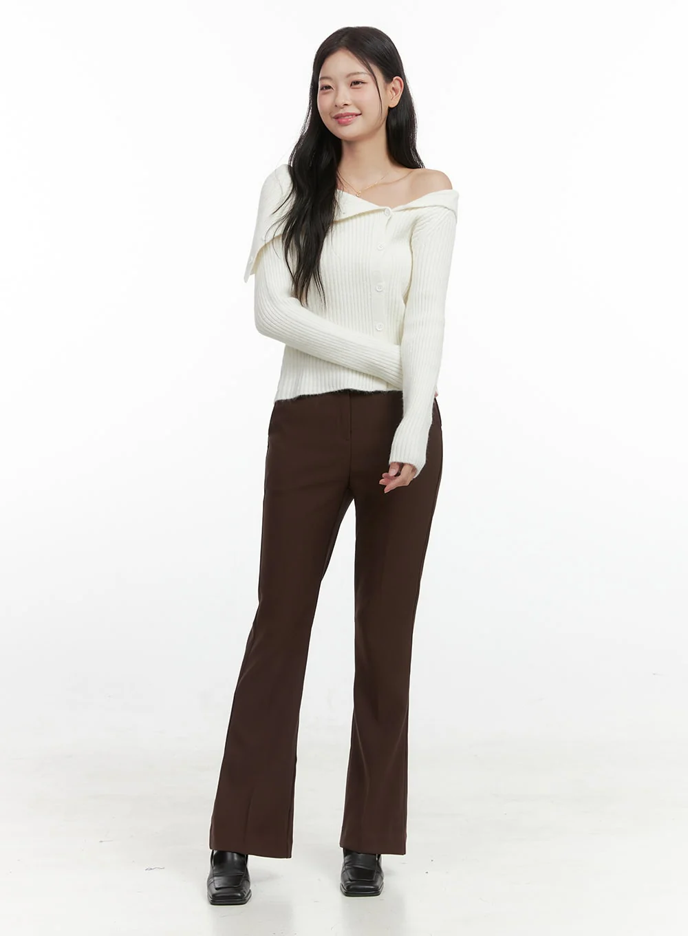 Sleek Solid Flared Trousers OS423 - Image 8
