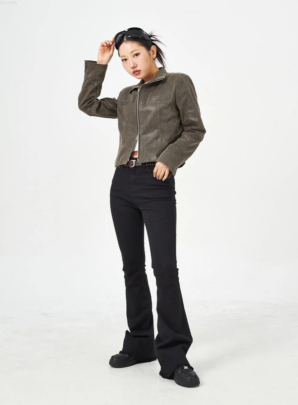 Slim Fit Bootcut Pants CM321 - Image 10