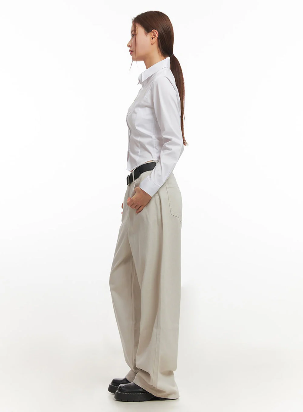Slim-Fit Cropped Collared Button-Up Shirt IM513 - Image 9