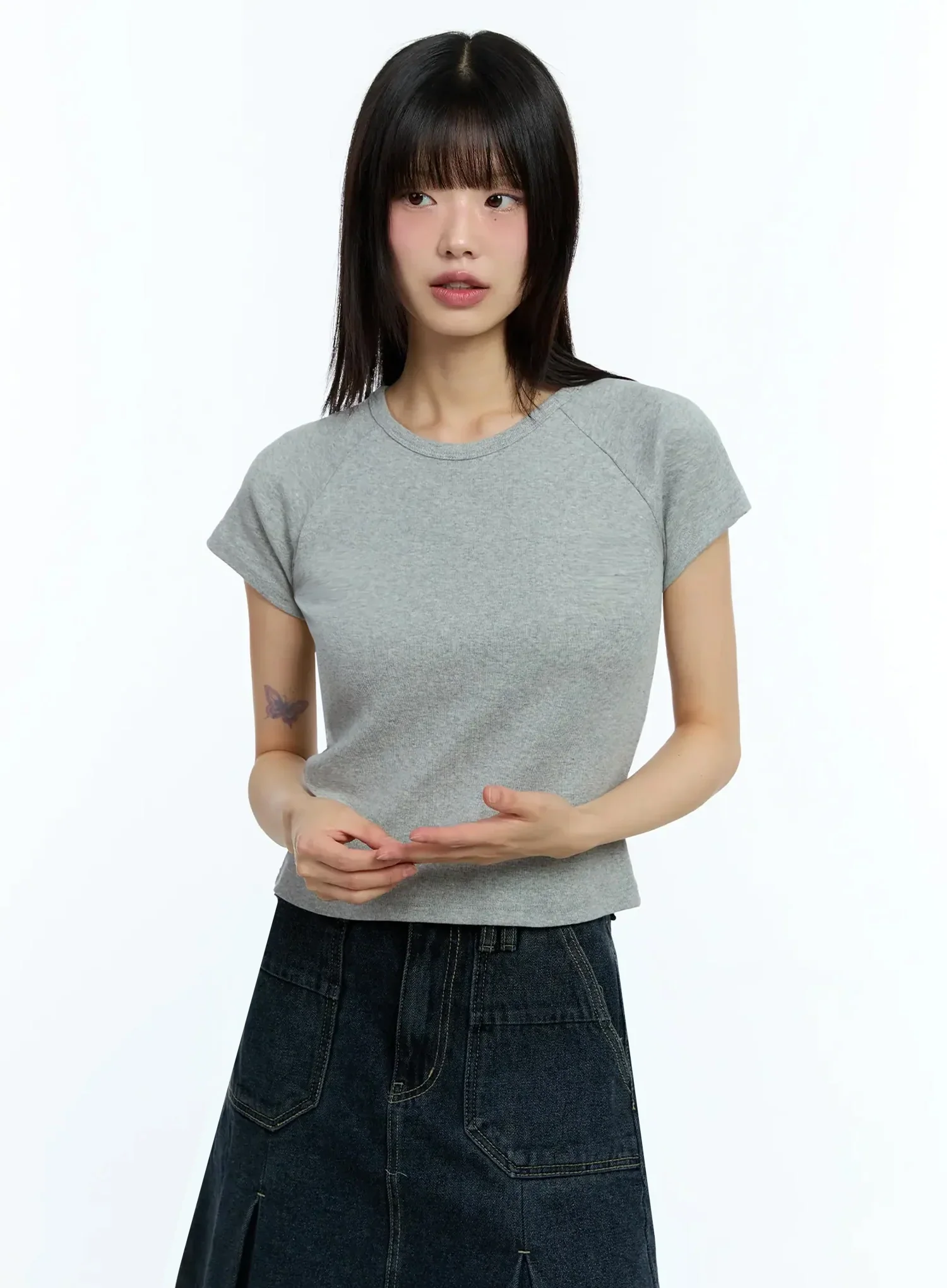 Slim-Fit Cropped Tee IU523 - Image 16