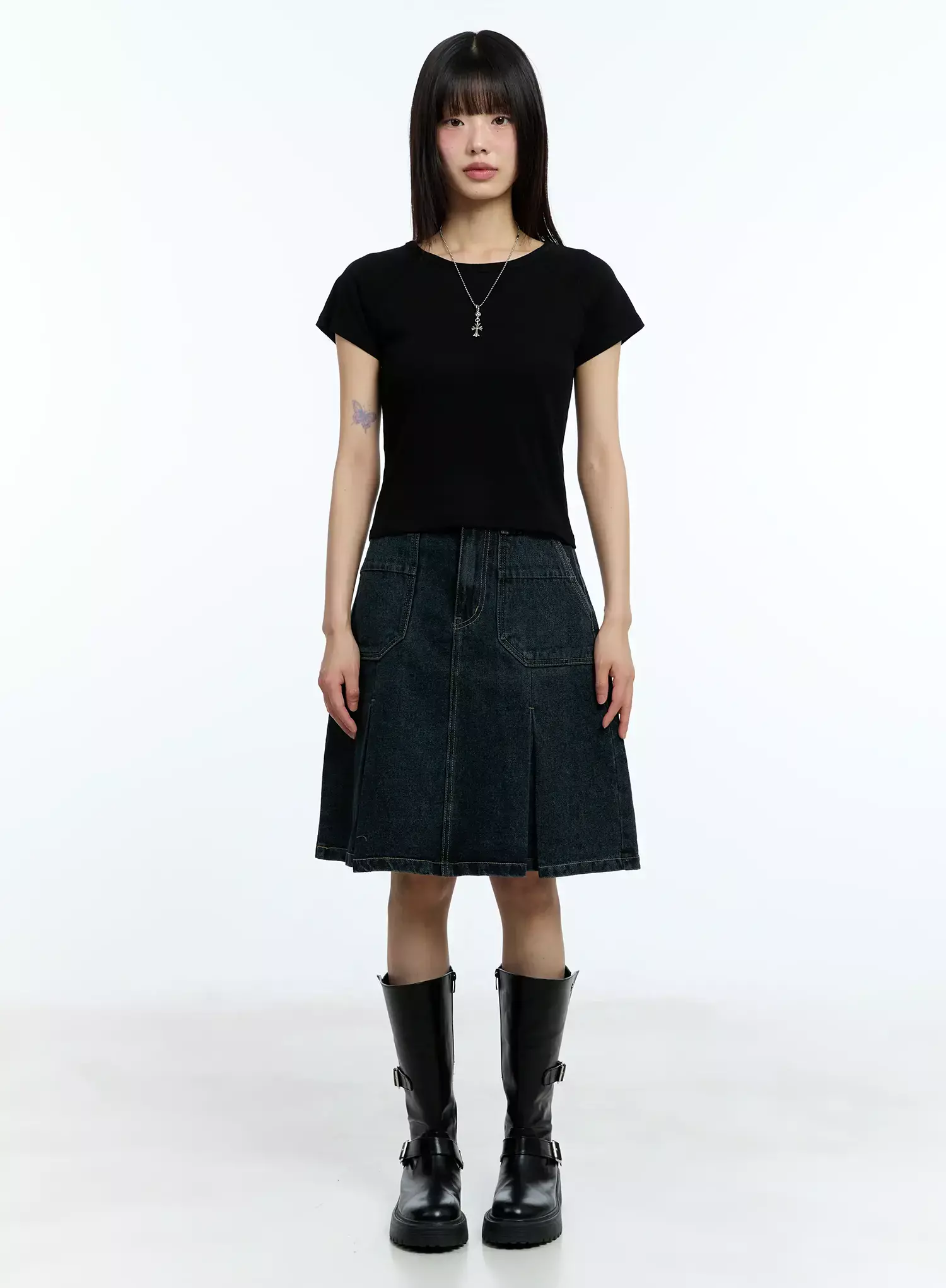Slim-Fit Cropped Tee IU523 - Image 4