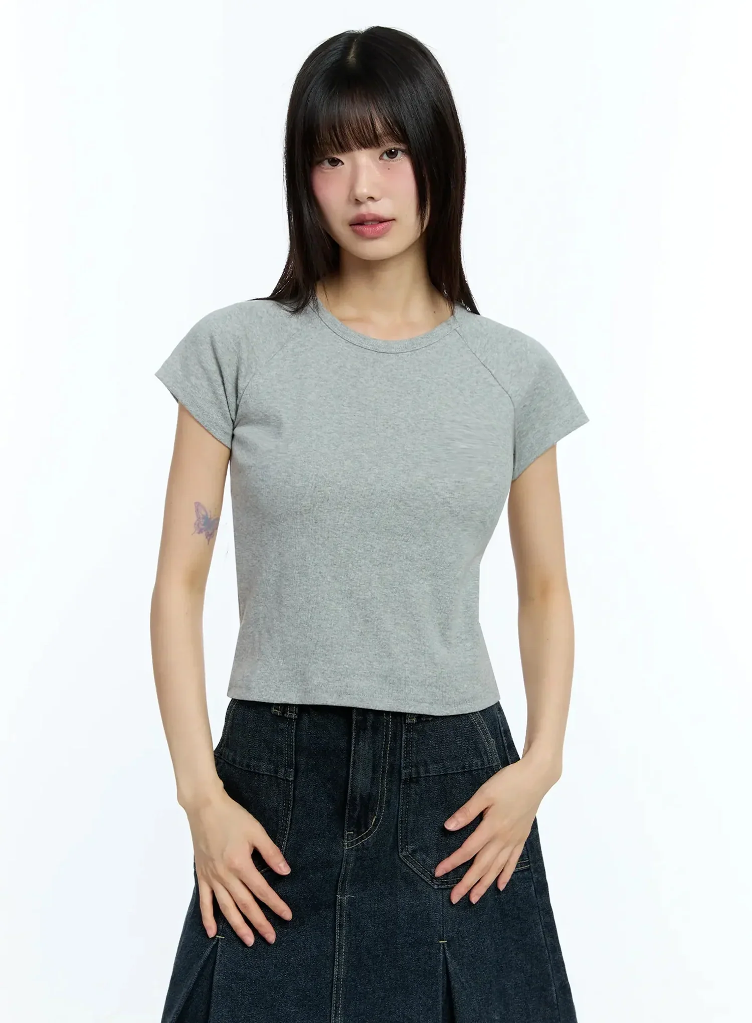 Slim-Fit Cropped Tee IU523 - Image 6