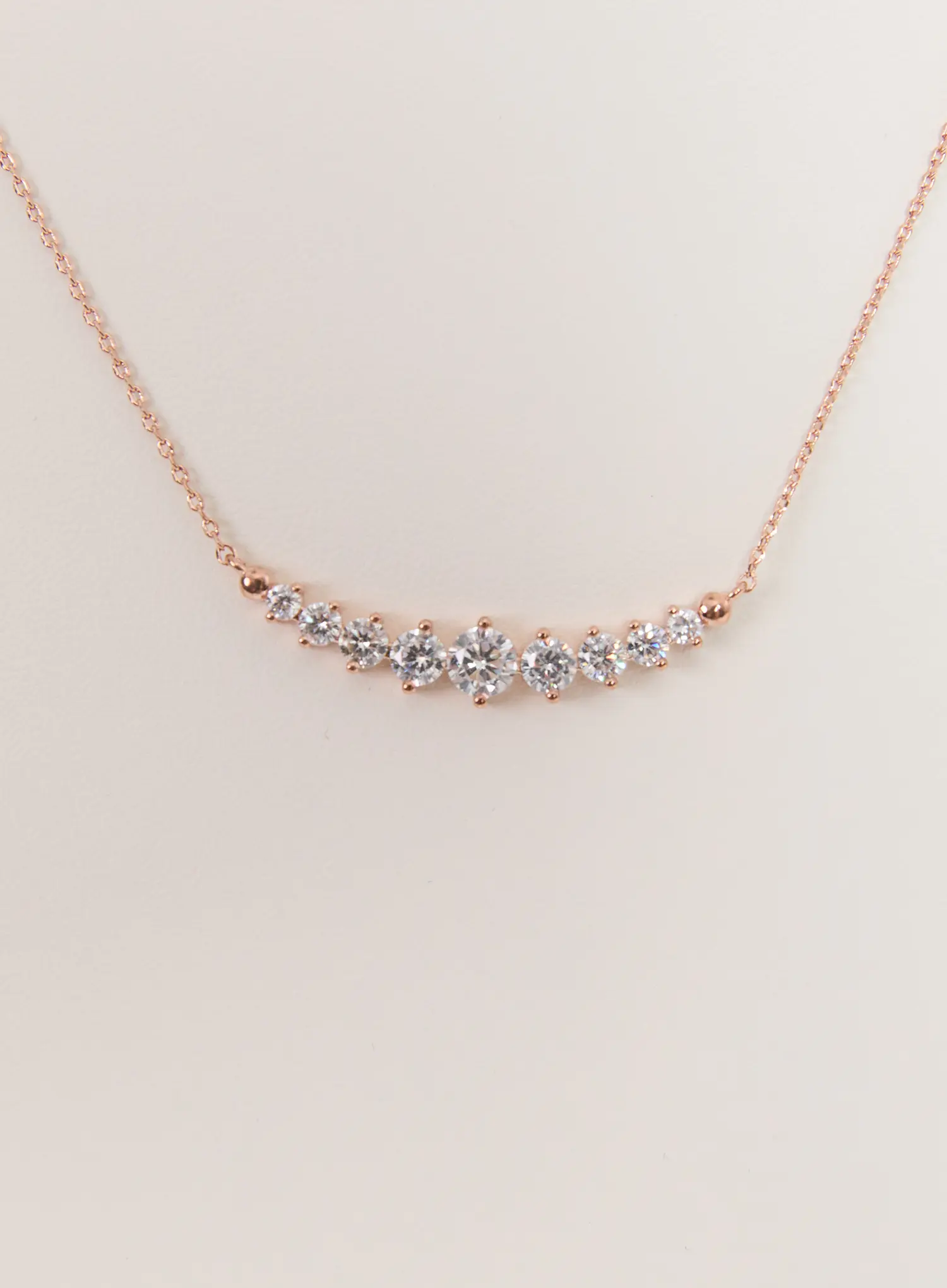 Smiley Gleam Necklace IS517