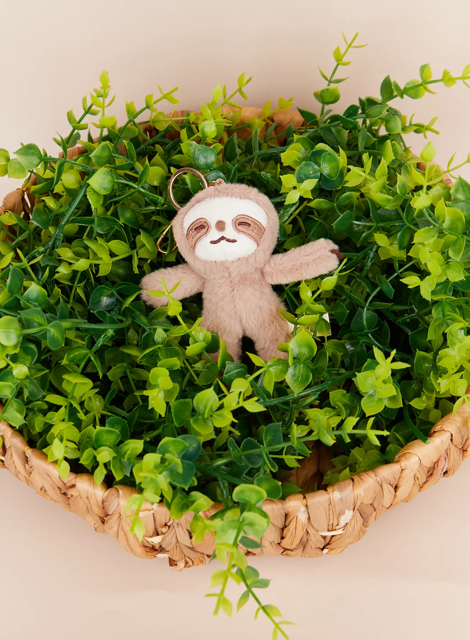 Soft Sloth Keyring IM527 - Image 3