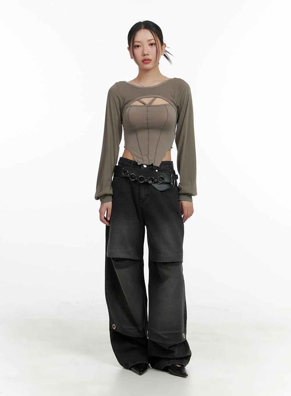 Solid Cut Out Crop Top CA416 - Image 3