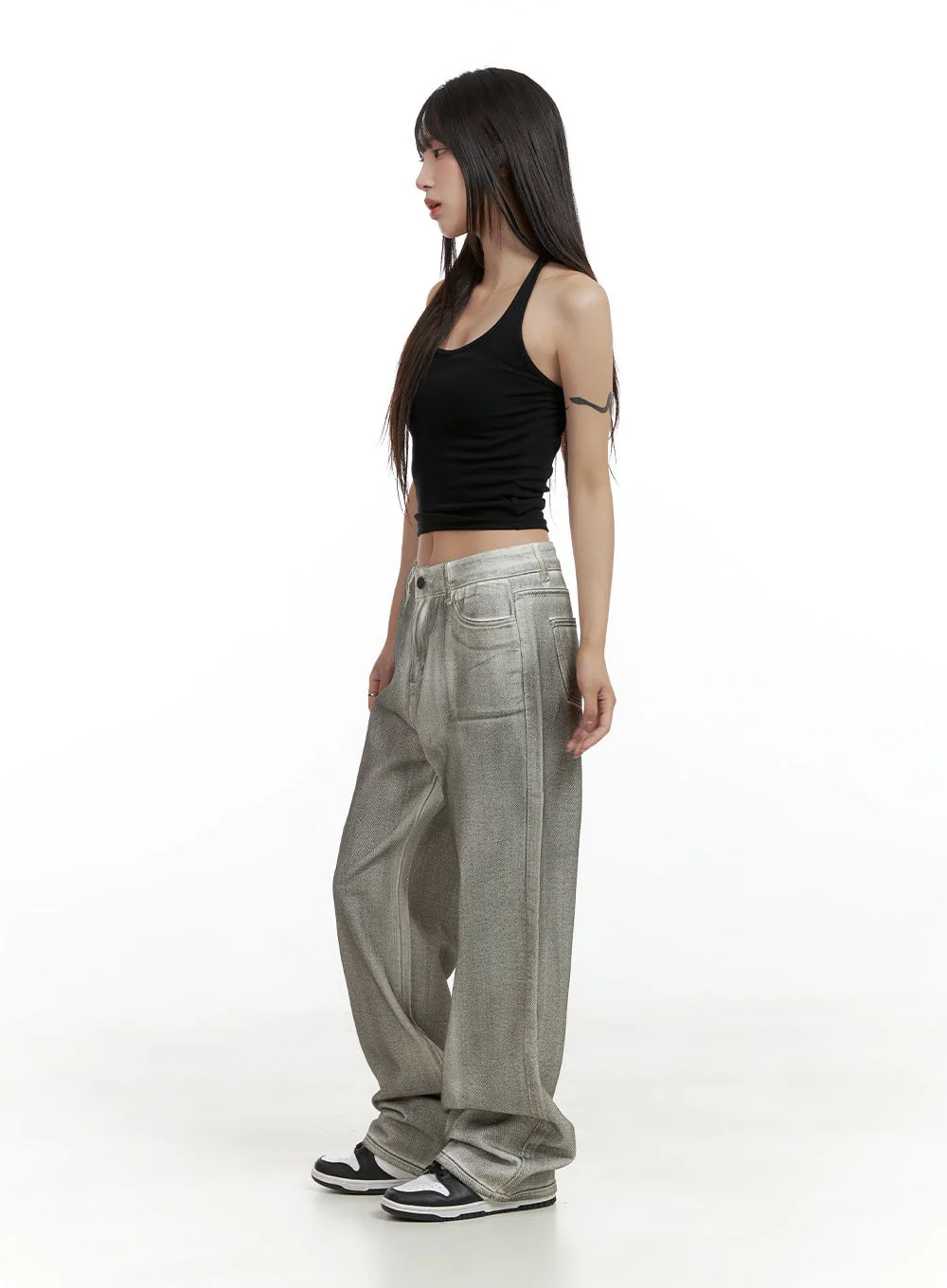 Solid Halter Neck Crop Top CL424 - Image 3