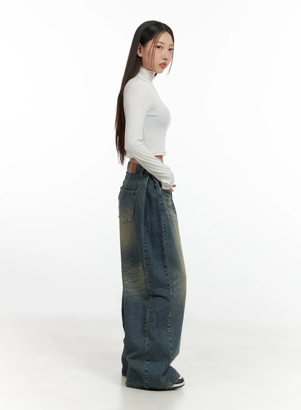 Solid Spandex Crop Top CN412 - Image 3