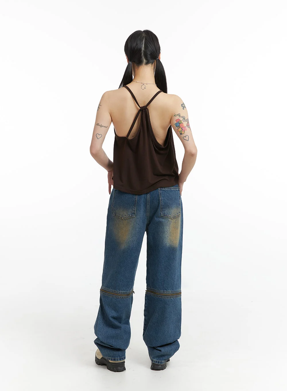 Solid V-Neck Cami Top IJ411 - Image 7