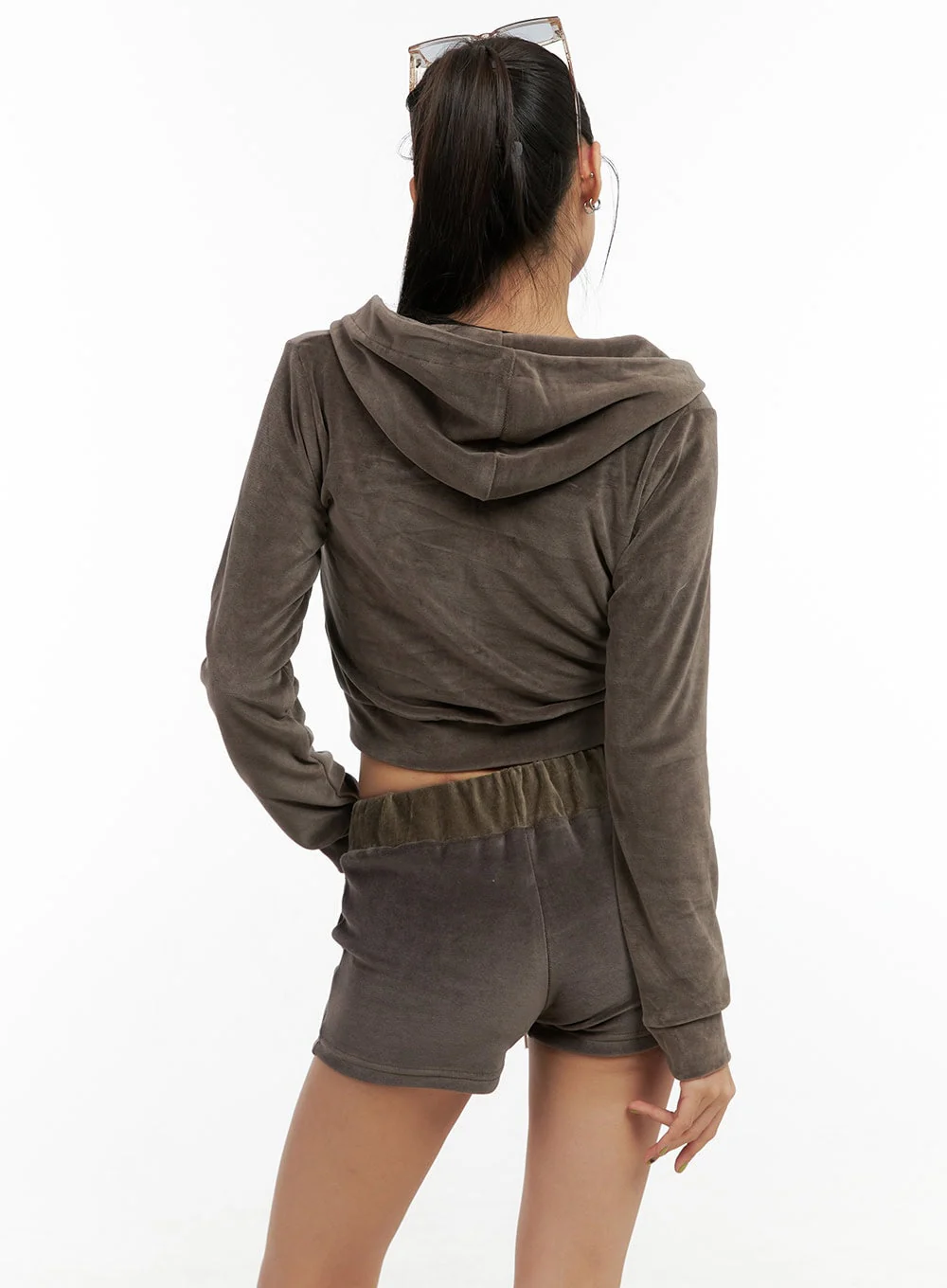 Solid Velvet Crop Hoodie CO424 - Image 6