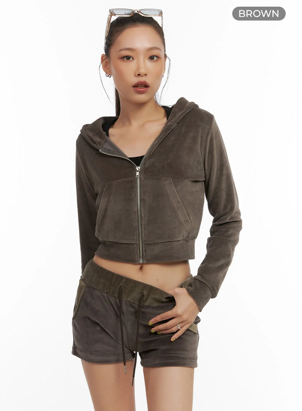 Solid Velvet Crop Hoodie CO424 - Image 8