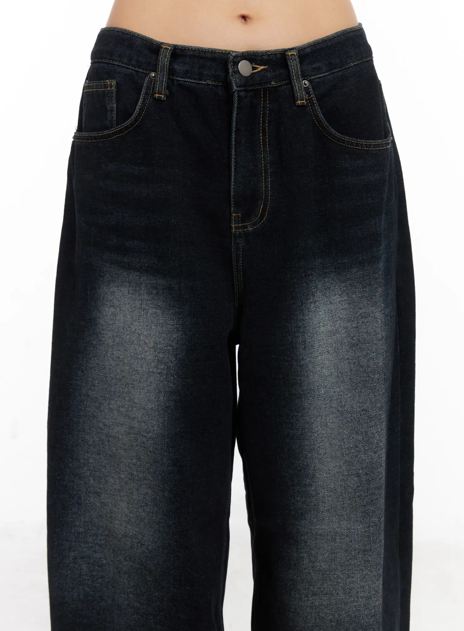 Soph Fleece-Lined Washed Wide-Leg Jeans CD509 - Image 3