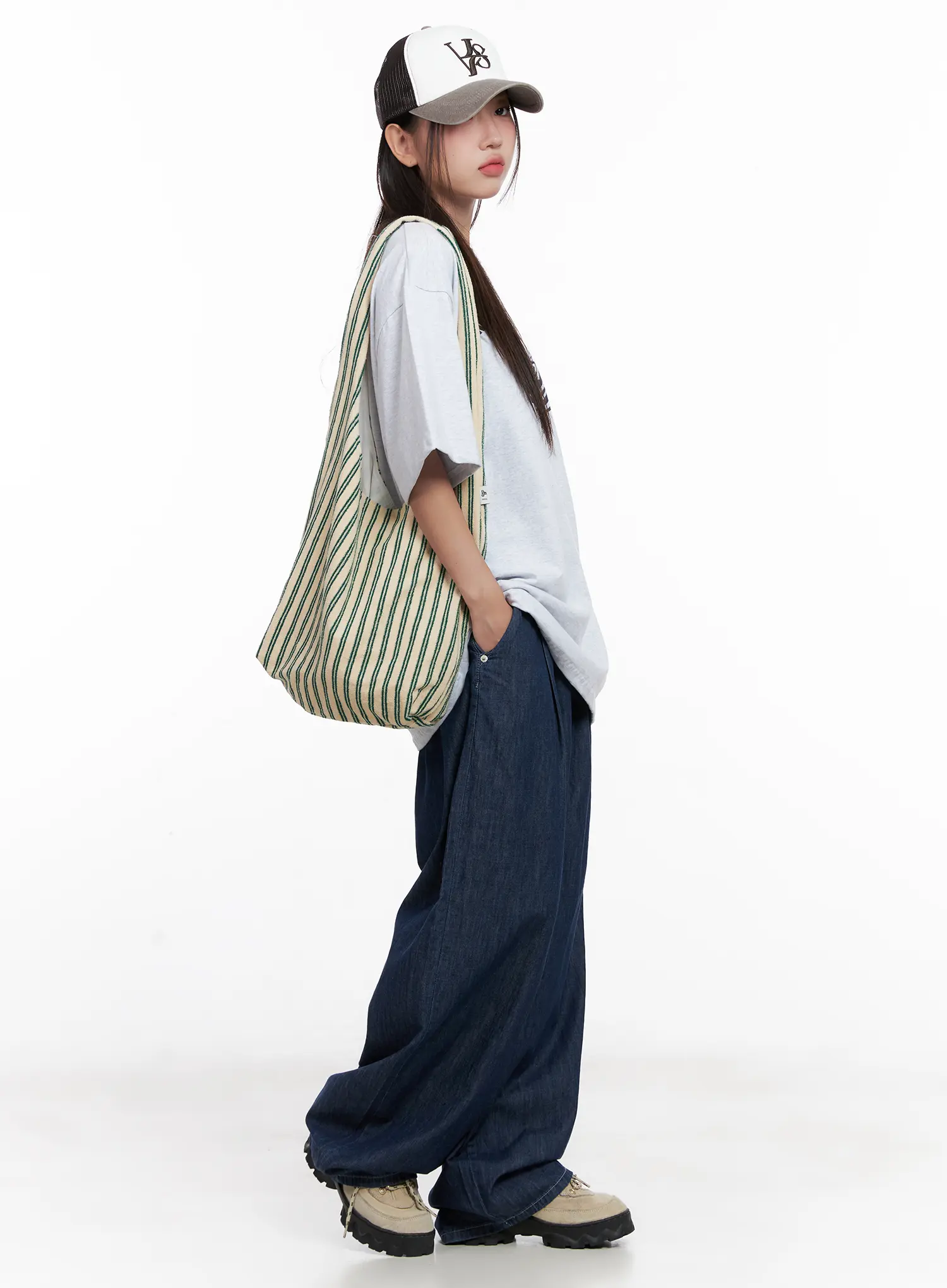 Sophia Raw-Wash Wide Jeans CL518 - Image 2