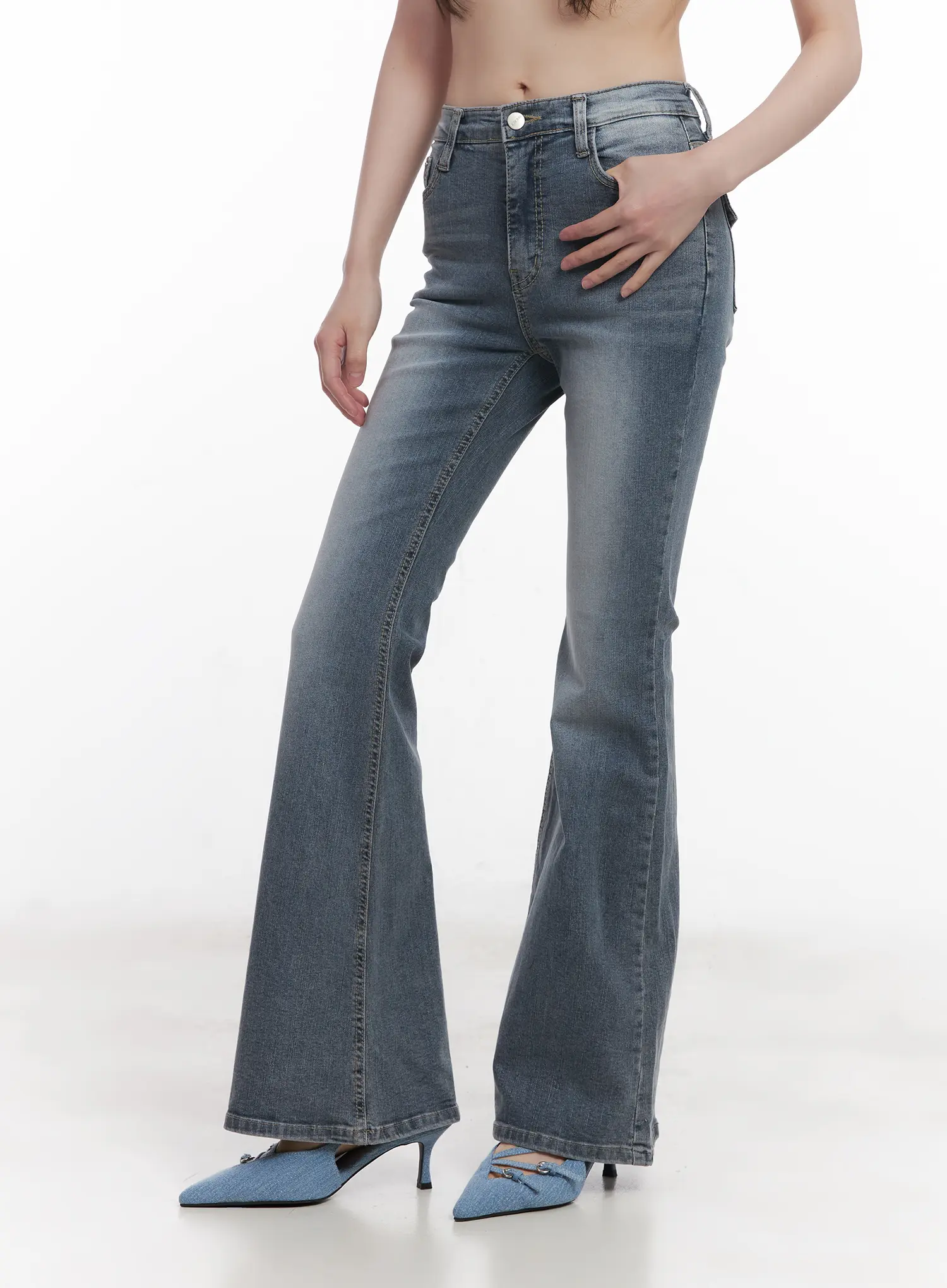 Soyeon Flared Jeans with Hip Pads CU520 - Image 5