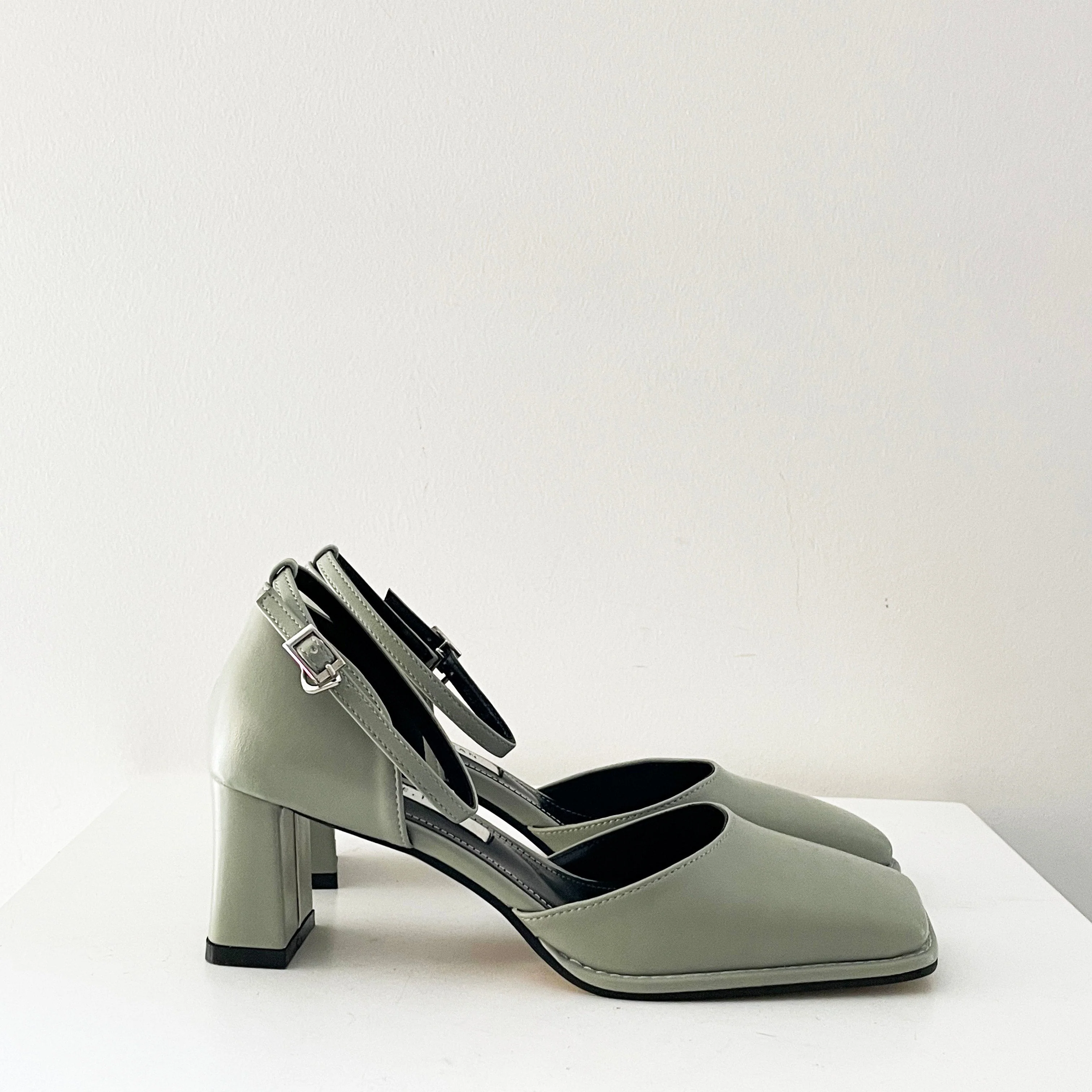 Square Mary Jane Mid Heels - Image 16