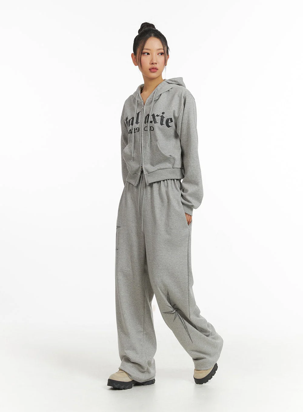 Star Print Straight Leg Sweatpants CJ429 - Image 2