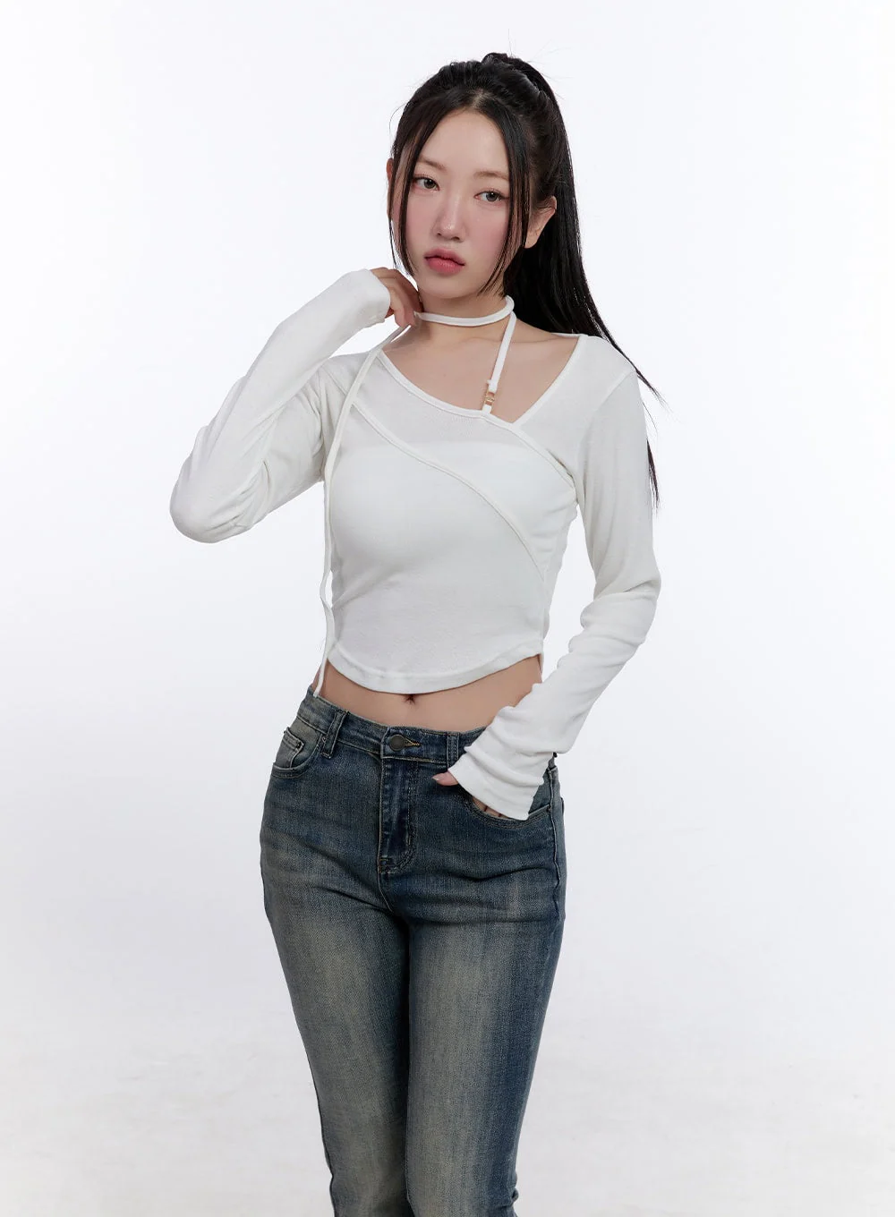 Strappy Long-Sleeve Halter Crop Top CJ513 - Image 8