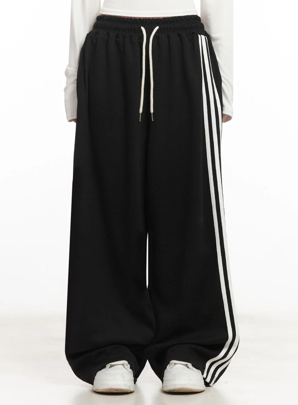 String Buttoned Trackpants IM524 - Image 4