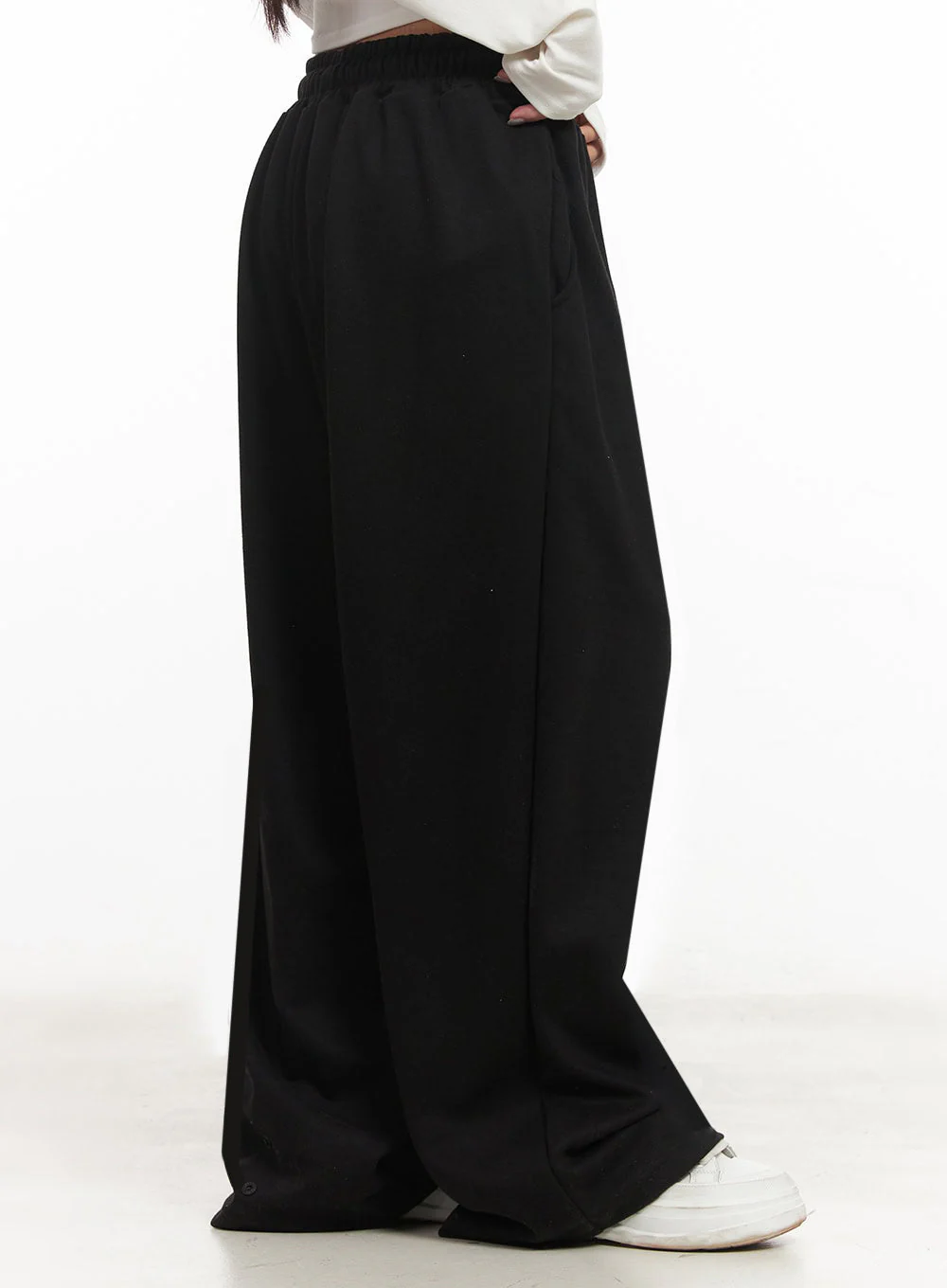 String Buttoned Trackpants IM524 - Image 9