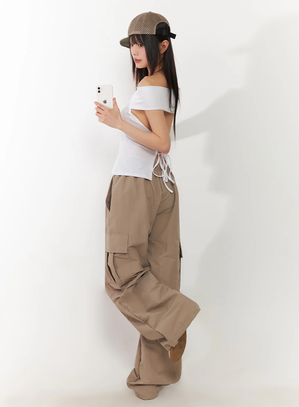 String Cut-Out Off-Shoulder Crop Top IY502 - Image 3