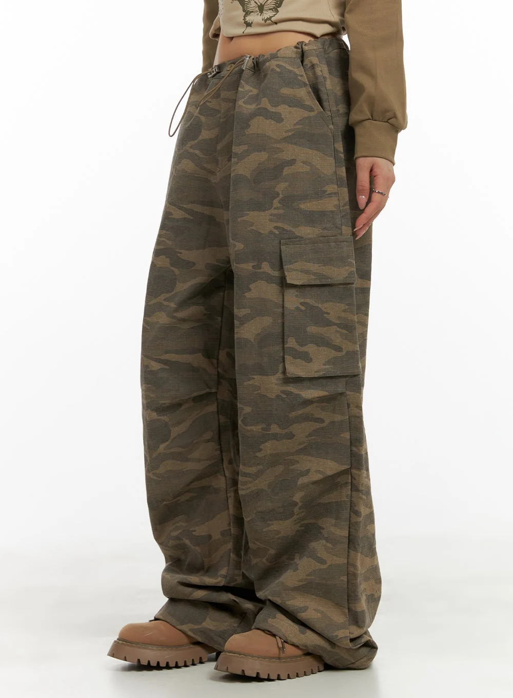 String Waist Camo Cargo Pants CA430 - Image 2