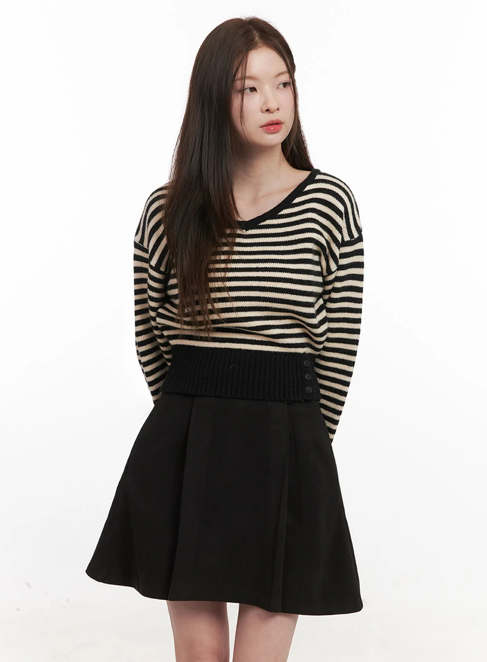 Stripe Oversized V-Neck Sweater IF505 - Image 14