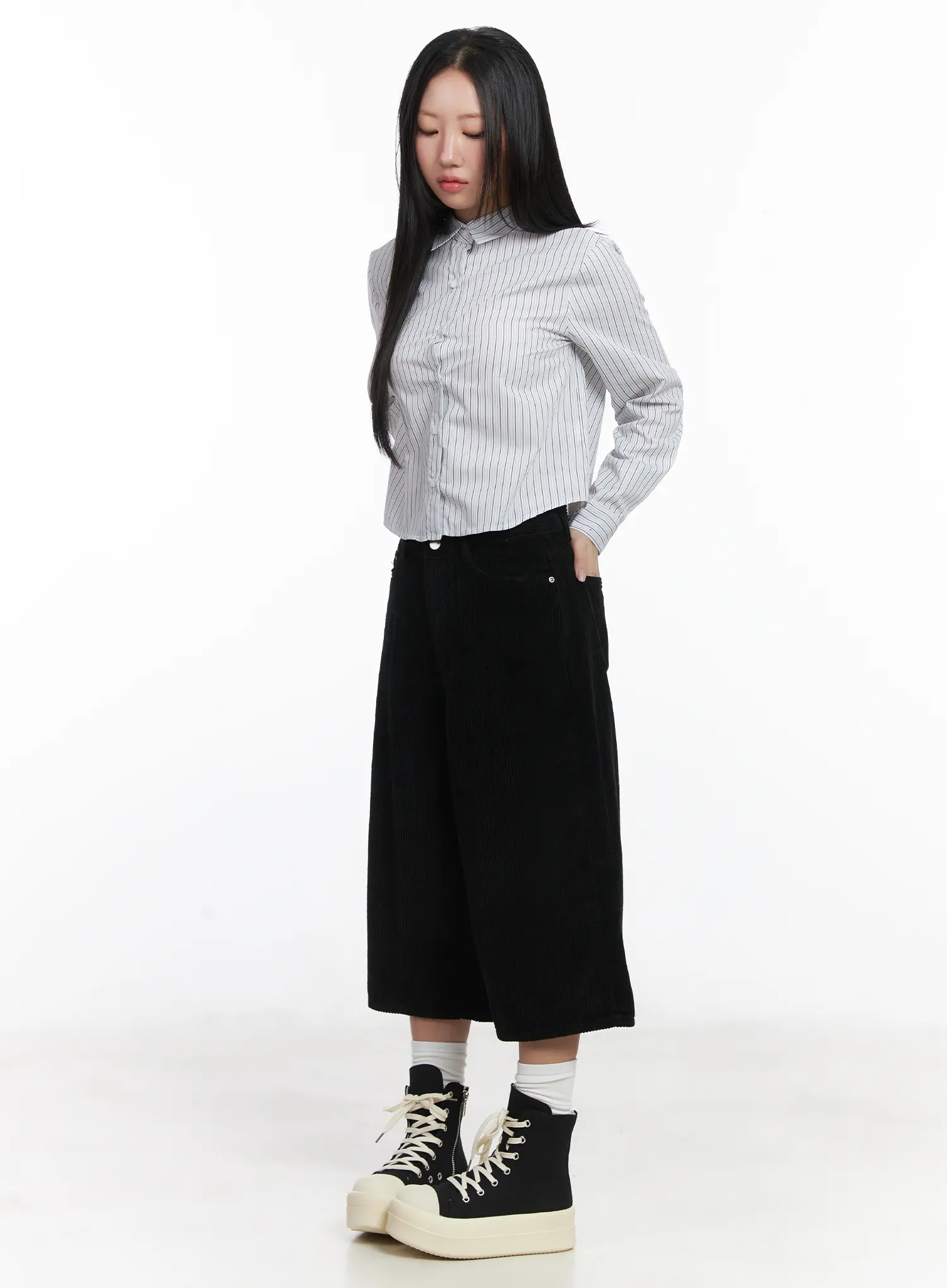 Striped Crop Button-Up Shirt CD529 - Image 3