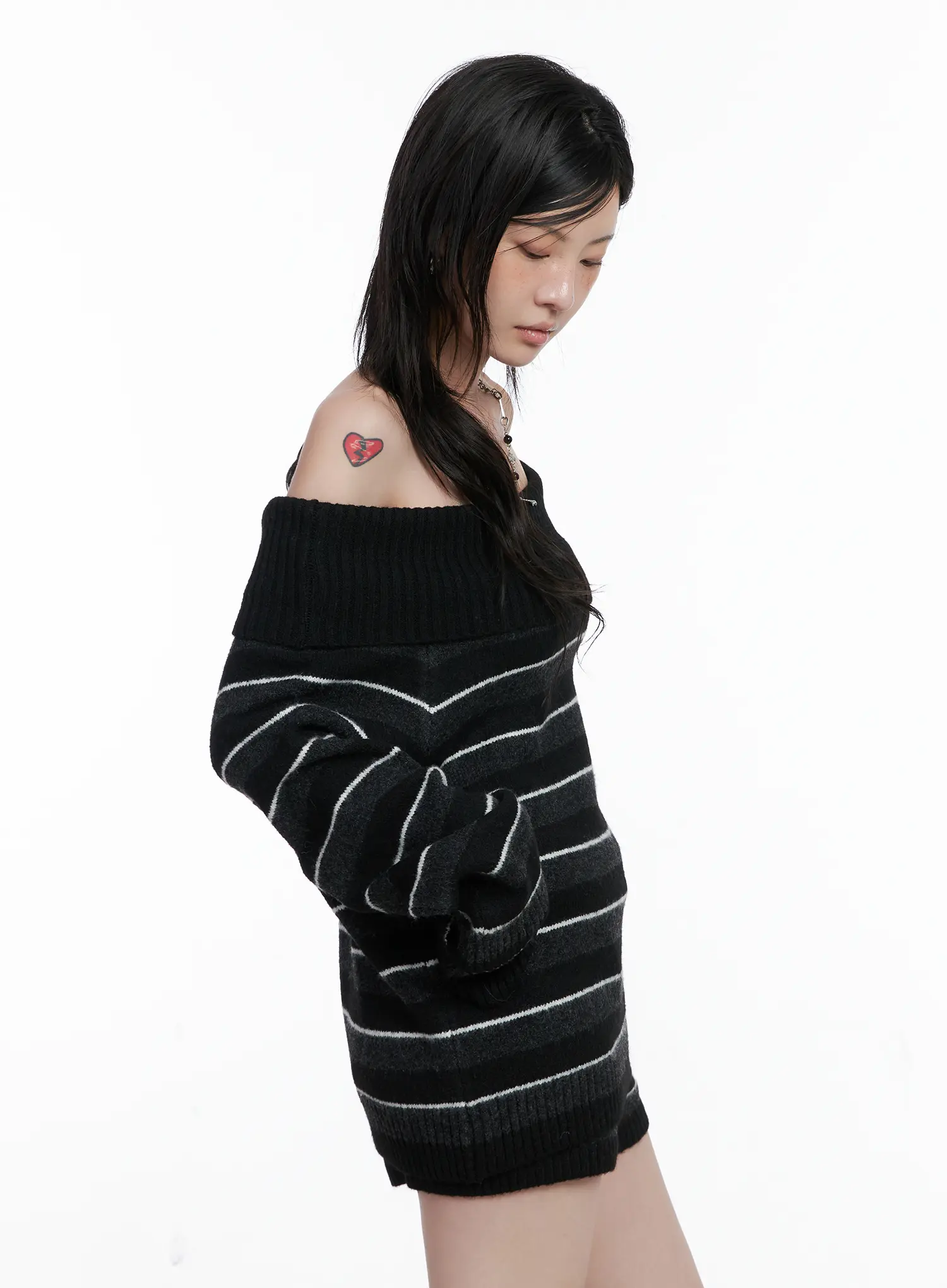 Striped Off-Shoulder Sweater and Shorts Set CS529 - Image 5