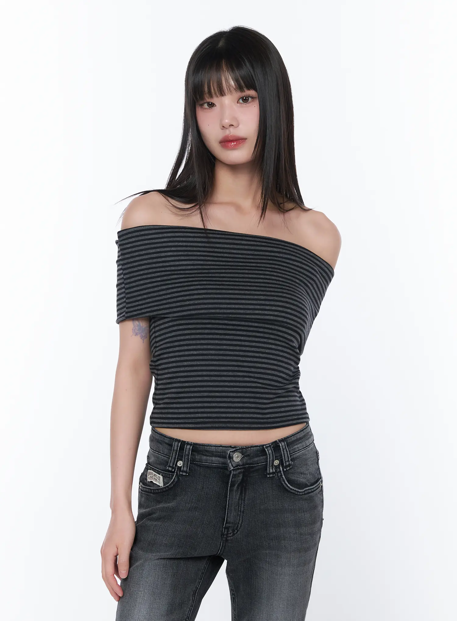 Striped Off-Shoulder Tee CA530 - Image 5