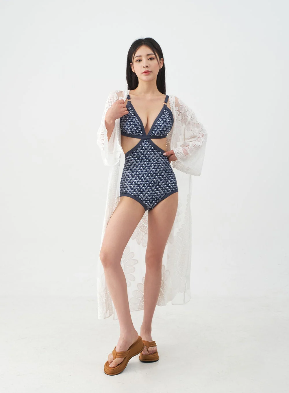 Sunflower Embroided Robe IJ13 - Image 2