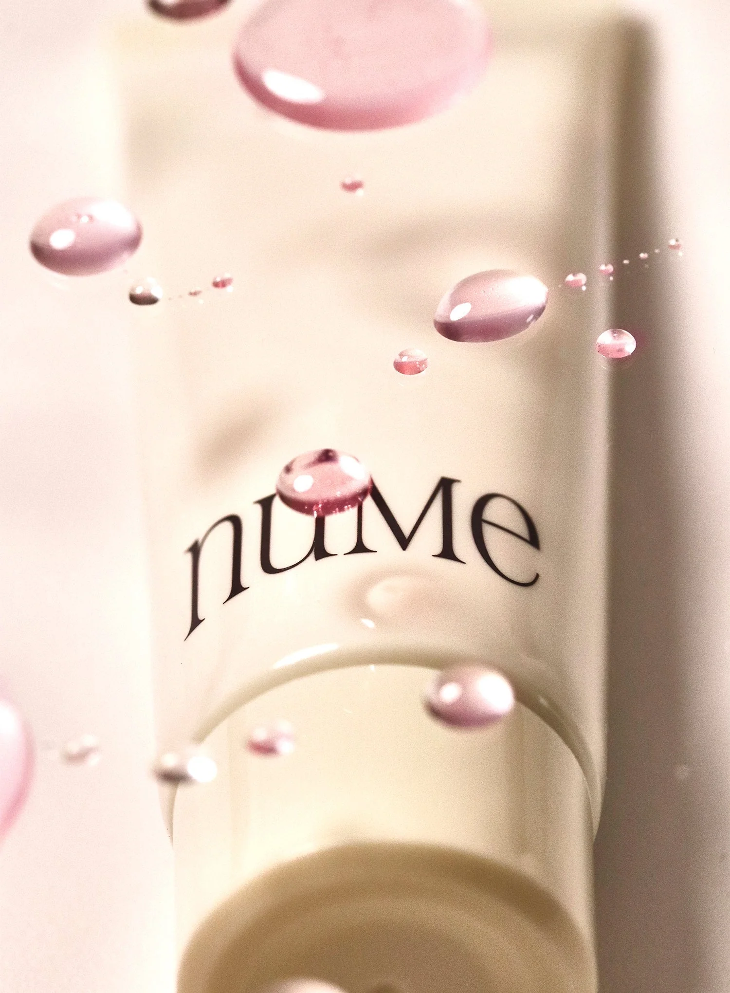 Super Natural Slip Suncream (50ml) - Image 8