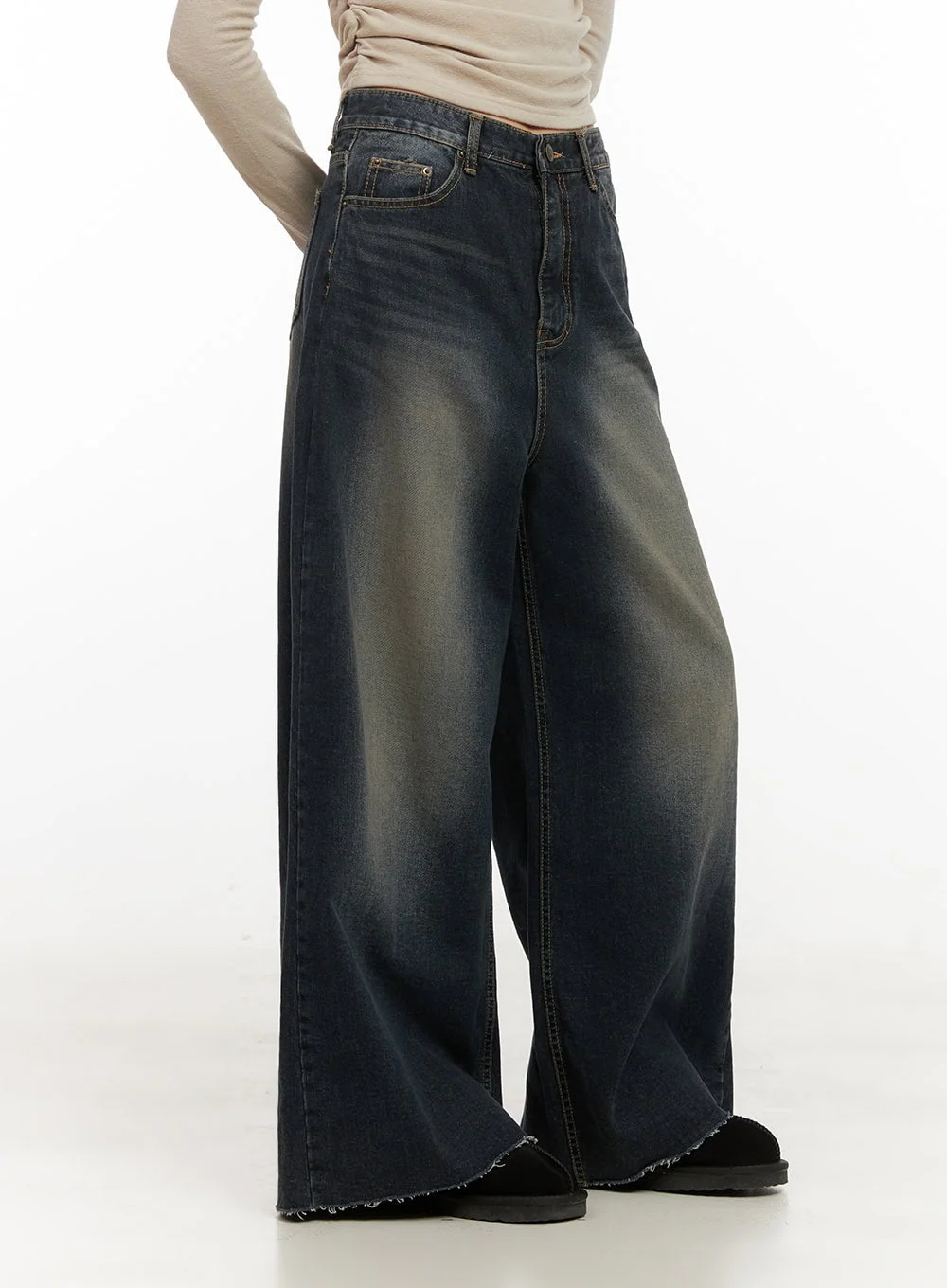 Tasha Low Waist Washed Wide Leg Jeans CD410 - Image 2