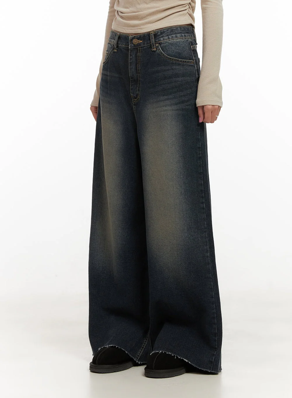 Tasha Low Waist Washed Wide Leg Jeans CD410 - Image 6