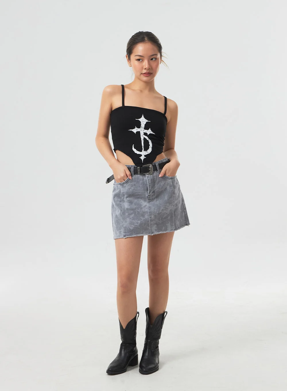 Thin Strap Graphic Top CM329 - Image 4