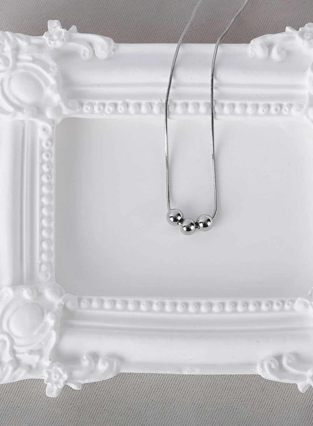 Three Ball Necklace IL403 - Image 3