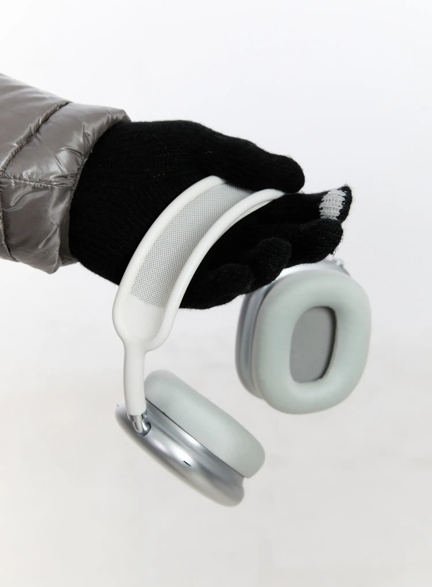Touchscreen-Compatible Winter Gloves IN528
