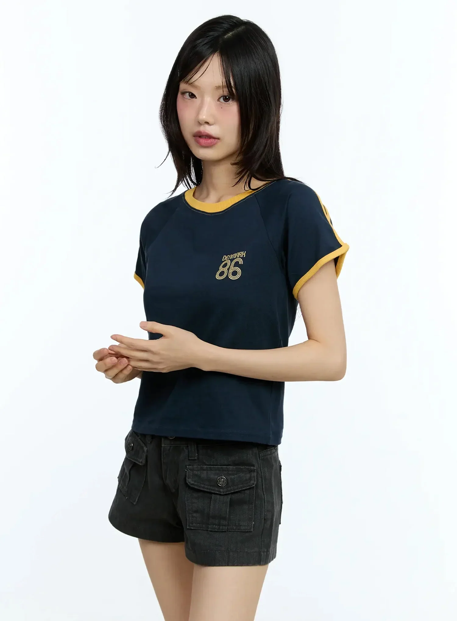 Two-Tone Graphic Tee IU524 - Image 12
