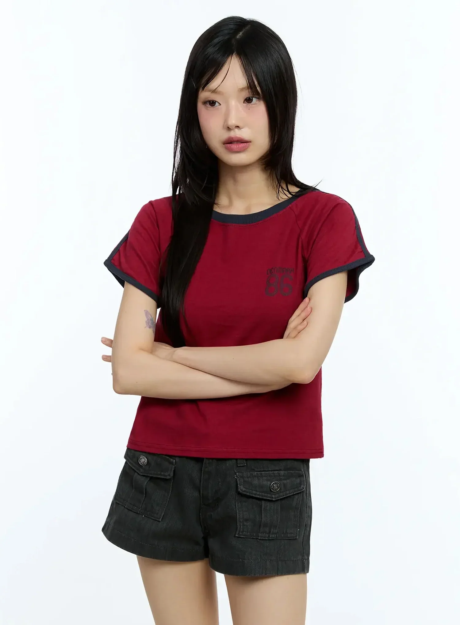 Two-Tone Graphic Tee IU524 - Image 18