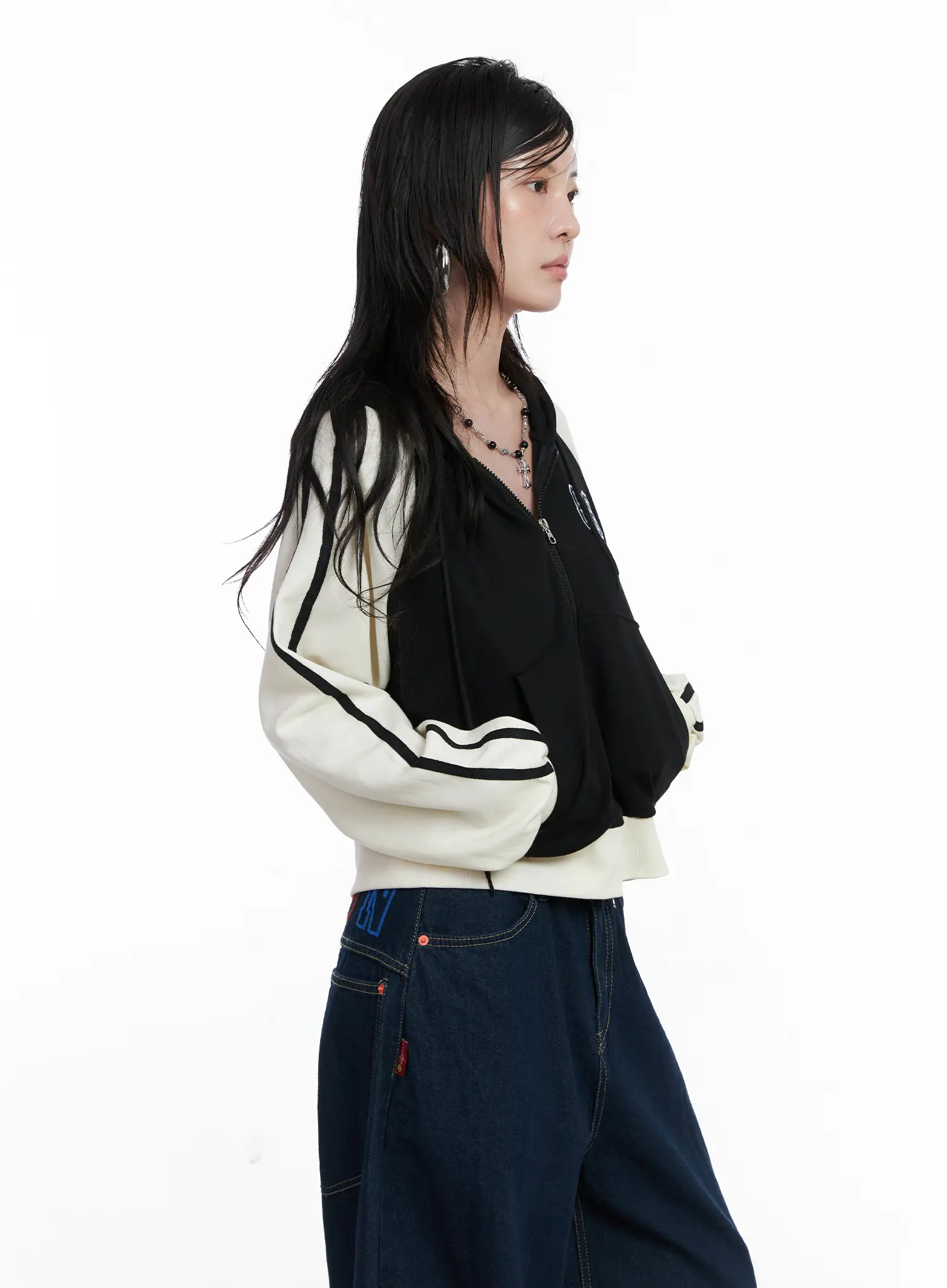Two-Tone Zip-Up Crop Hoodie CS529 - Image 11