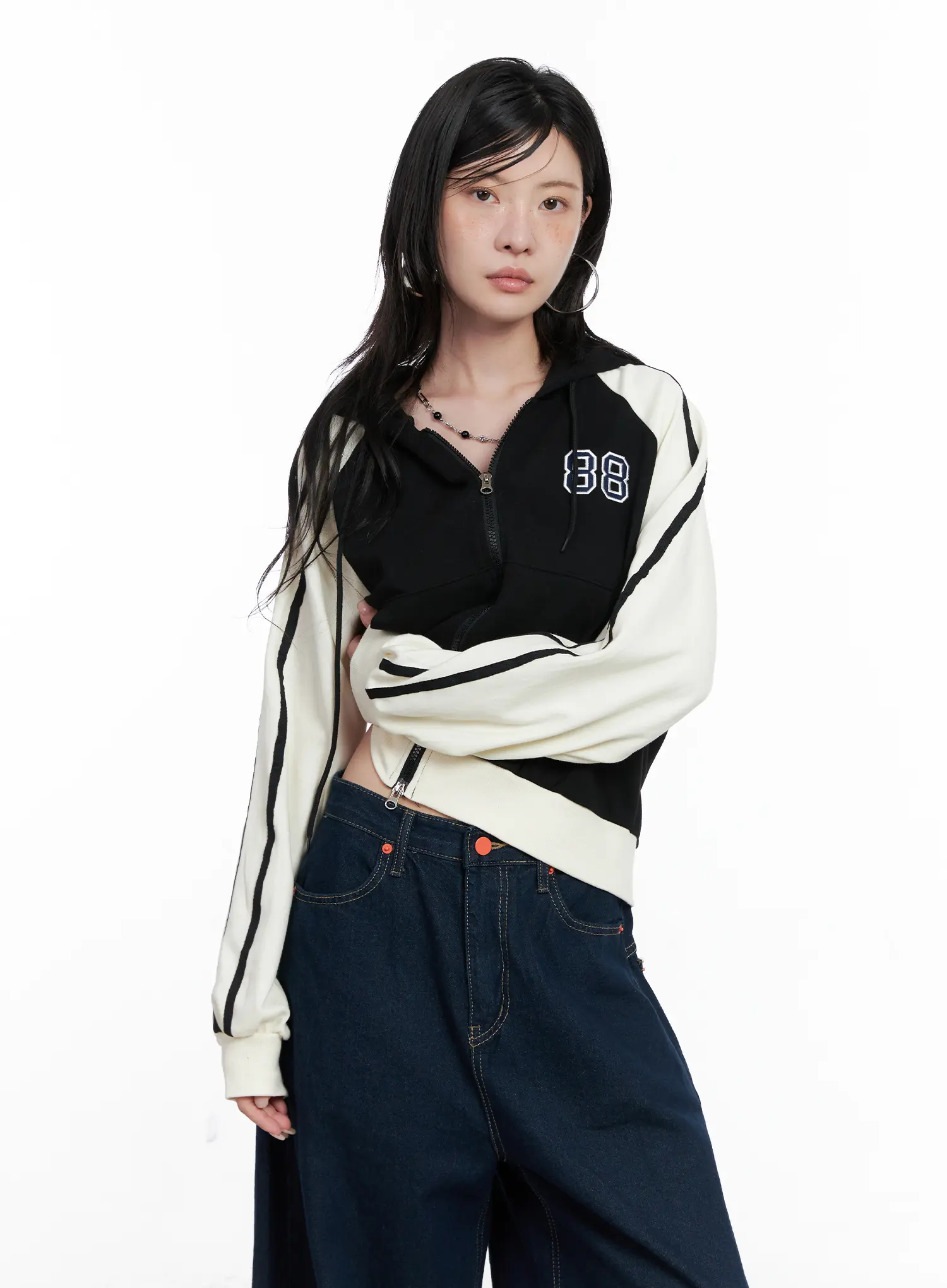 Two-Tone Zip-Up Crop Hoodie CS529 - Image 2