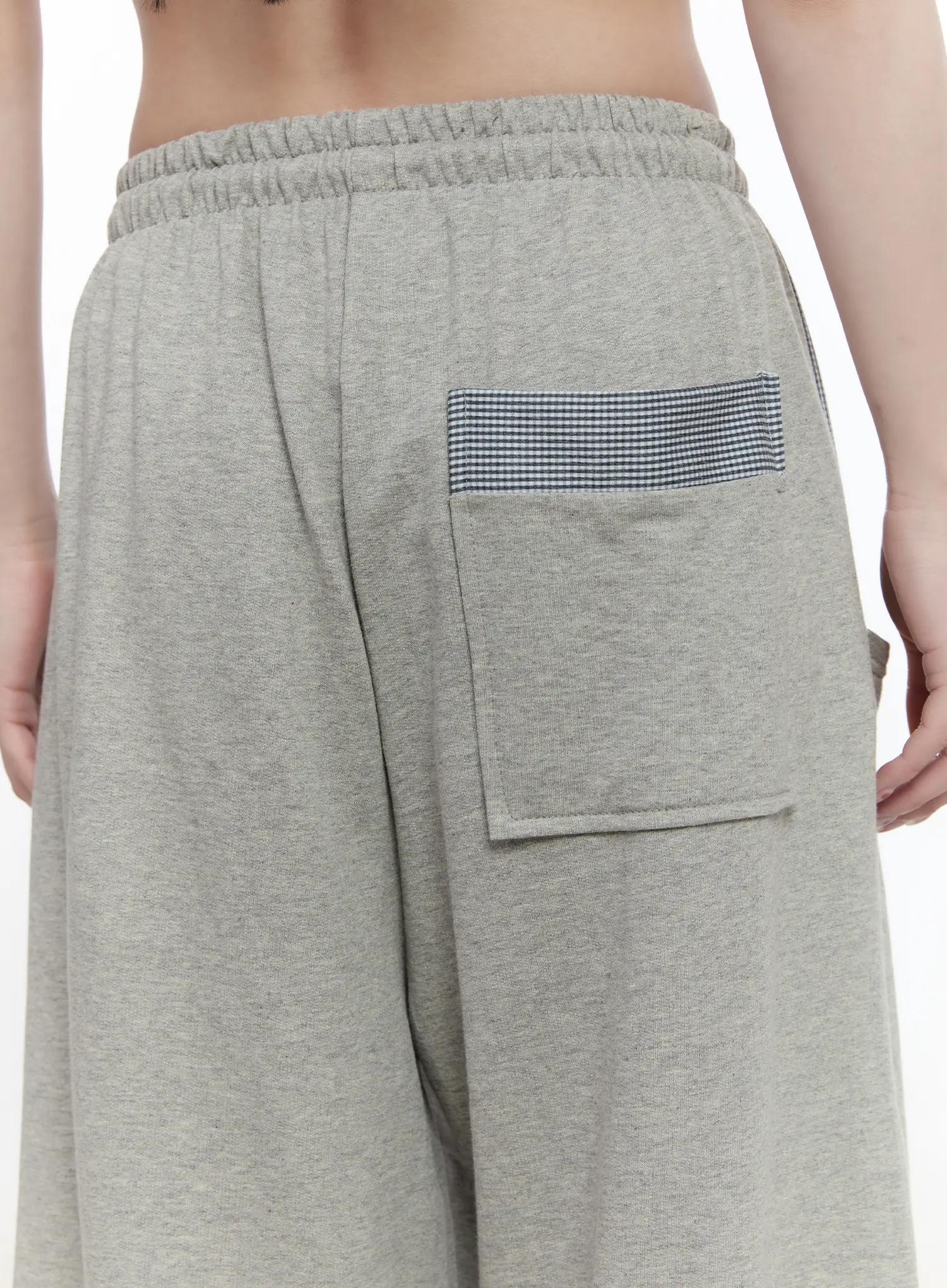 Two-Toned Wide-Leg Sweatpants CA502 - Image 9
