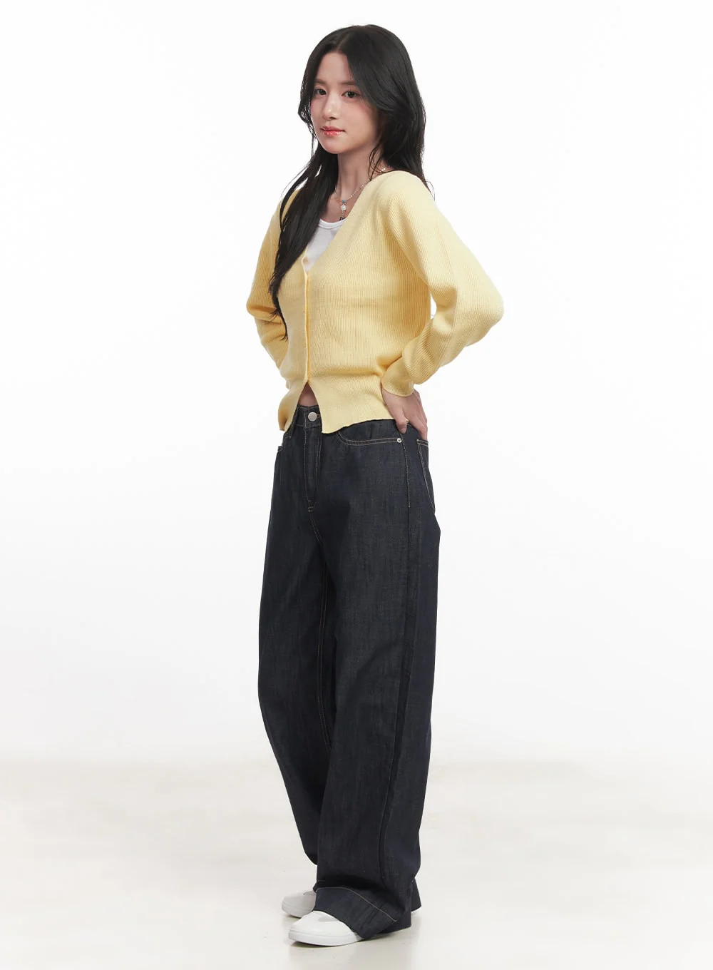 V-Neck Cropped Cardigan CA510 - Image 6