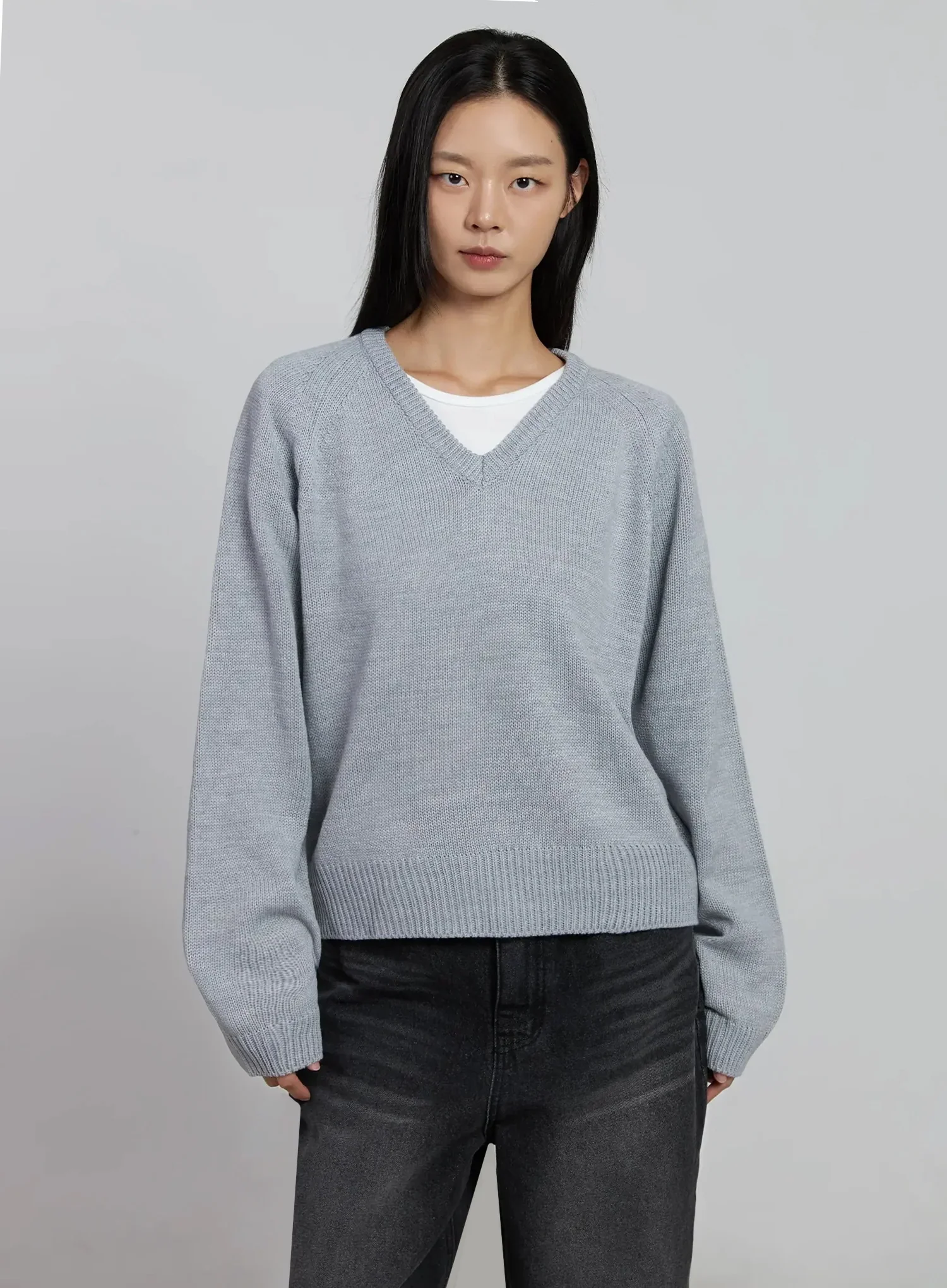 V-Neck Oversized Knit Sweater IM520 - Image 14