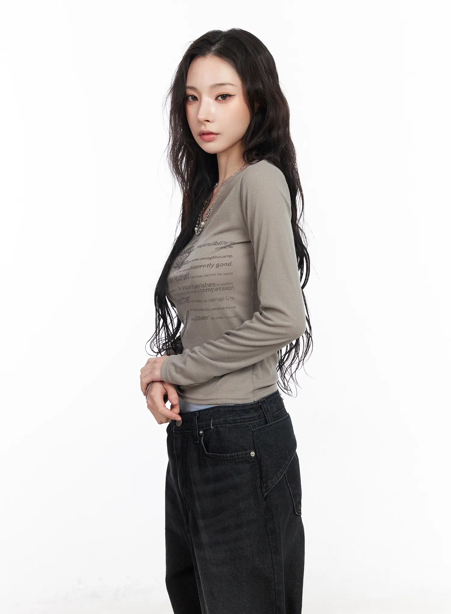 V-Neck Ribbed Graphic Long Sleeve Top CM519 - Image 6