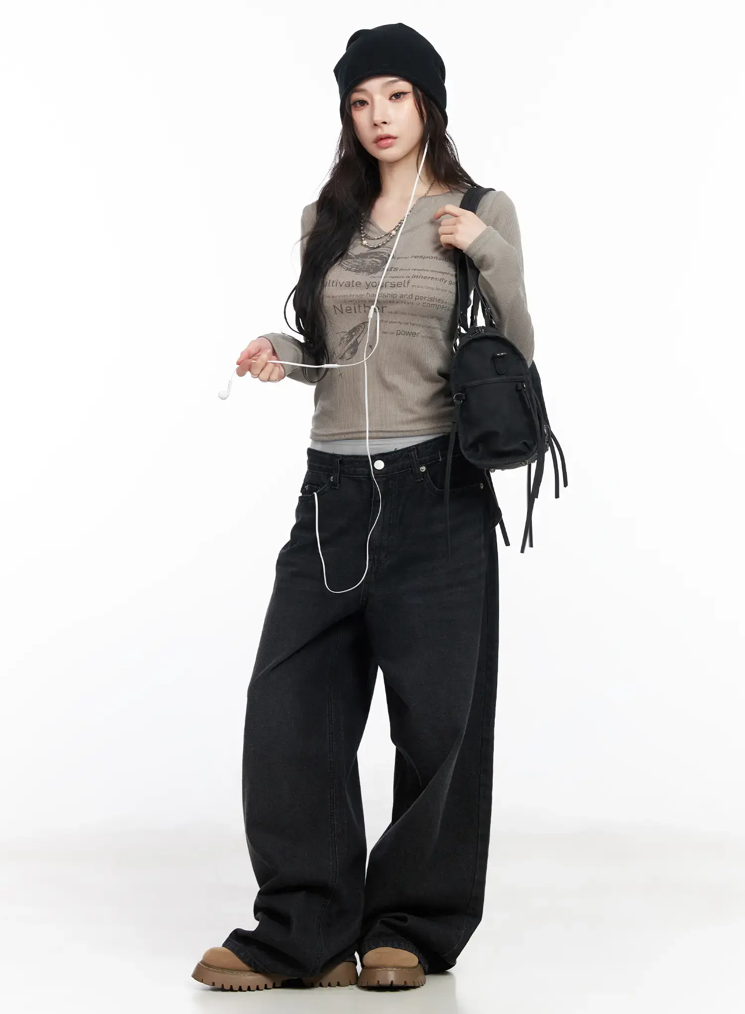 V-Neck Ribbed Graphic Long Sleeve Top CM519 - Image 7