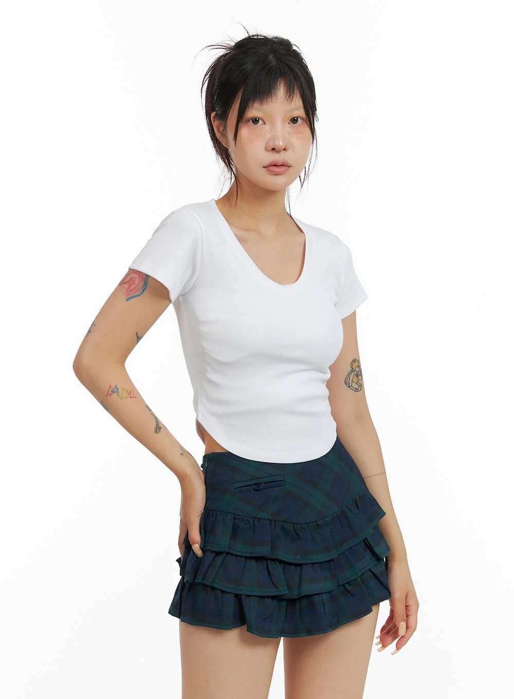 V-Neck Shirred Crop Tee CL415 - Image 10