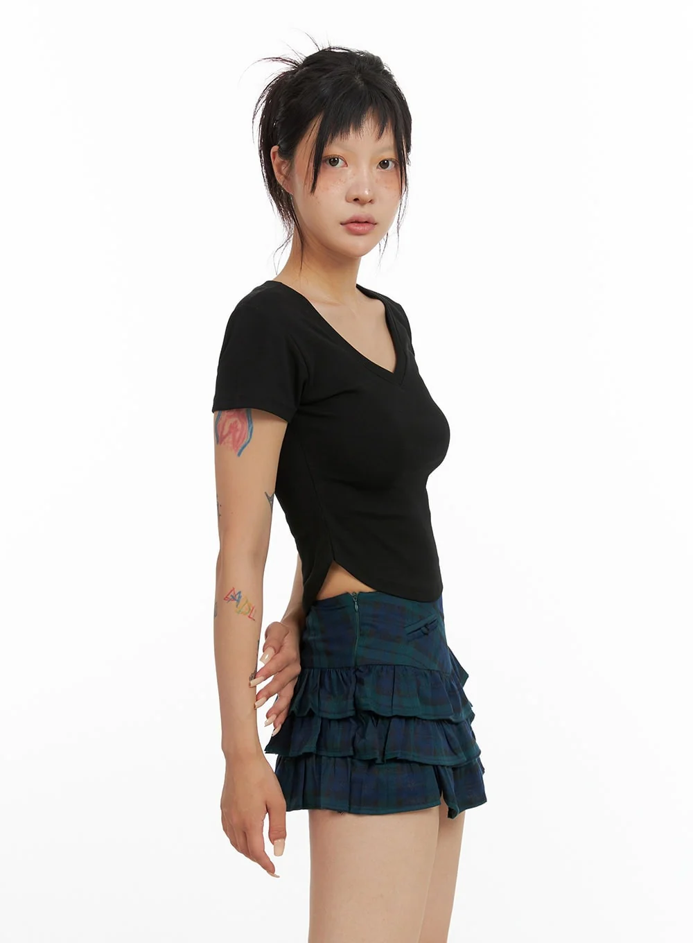 V-Neck Shirred Crop Tee CL415 - Image 5