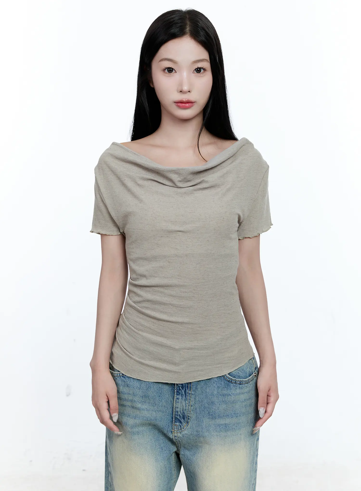 Versatile Off-Shoulder Shirred Top CG507