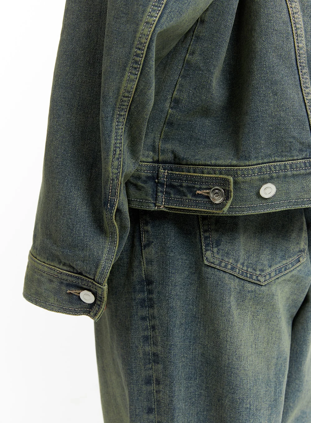 Vintage Denim Jacket (UNISEX) CM407 - Image 7